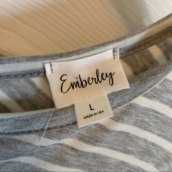 NWT Split Back Shirt - Picture 5 of 8